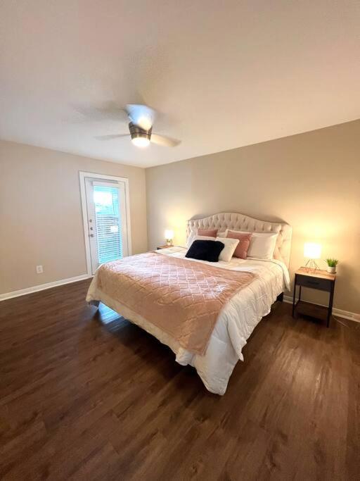 Lovely 2 Bedroom/2 Bath Houston, Heights/Galleria Buitenkant foto