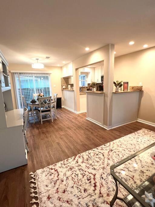 Lovely 2 Bedroom/2 Bath Houston, Heights/Galleria Buitenkant foto