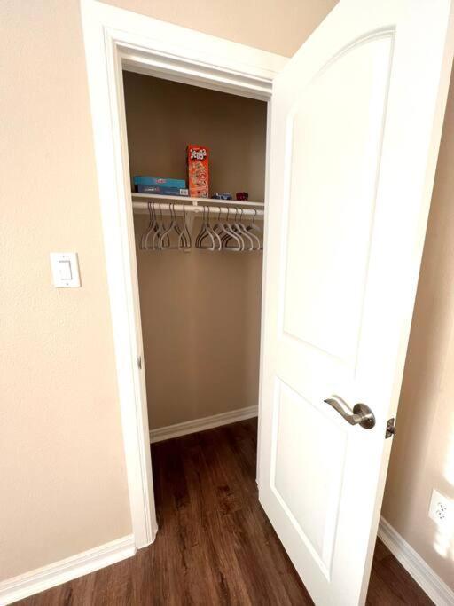 Lovely 2 Bedroom/2 Bath Houston, Heights/Galleria Buitenkant foto